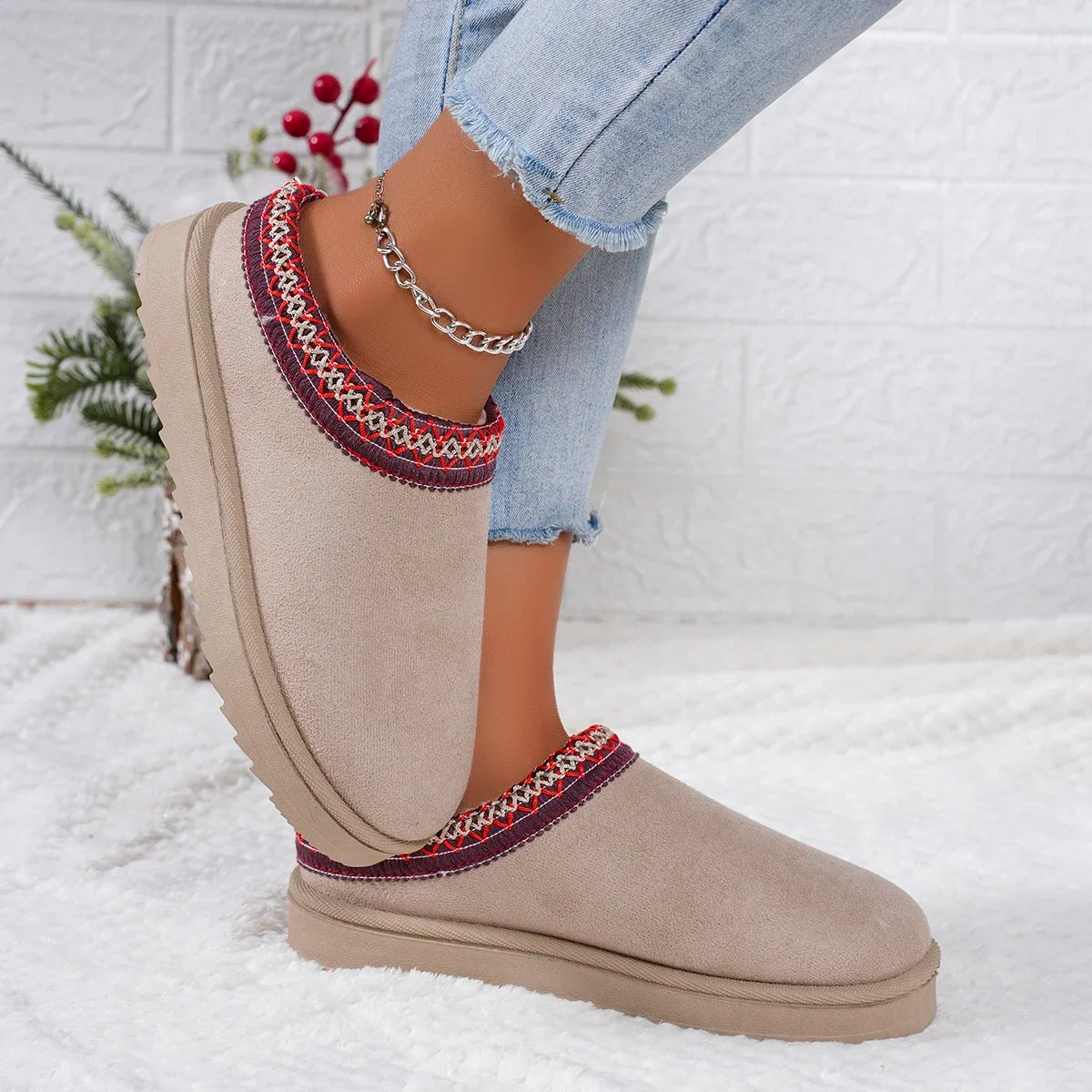 Bottes d'Hiver en Cachemire Luxe pour Femmes | Ultra-chaudes, chaussons à semelle épaisse pour un confort douillet