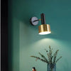 VintaGlow | Design intemporel avec éclairage LED à angle réglable