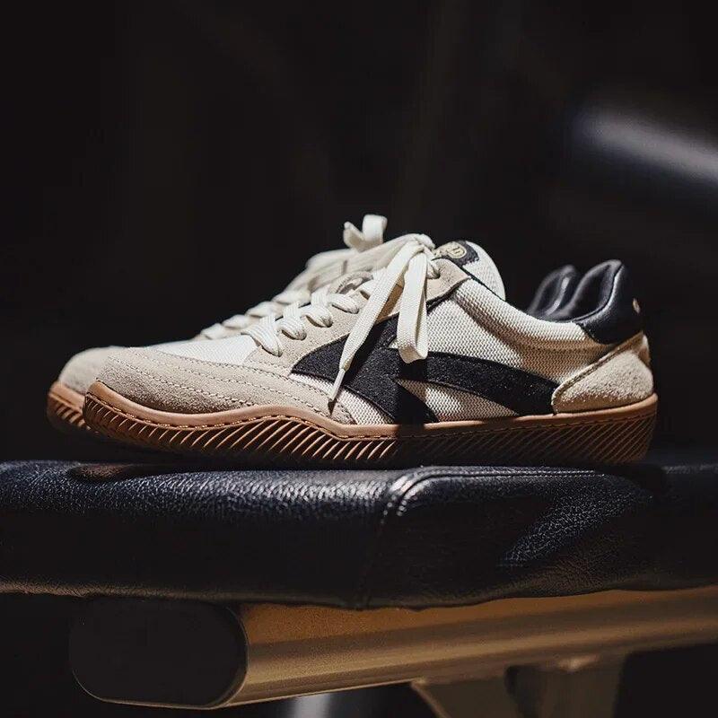Baskets Rétro avec Confort Moderne - Stride84