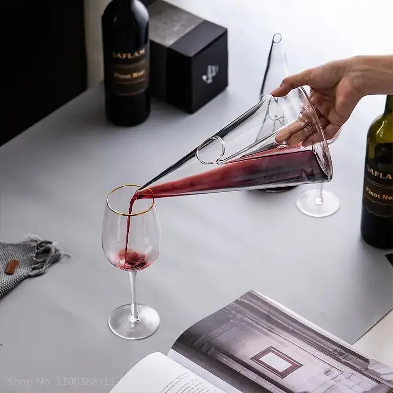 Verre à décanter pyramide | Verseur et séparateur de vin en cascade à action rapide