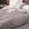 LuxeCocoon Couverture d'Hiver en Plaid | Élégante couverture pour un confort chaleureux et raffiné
