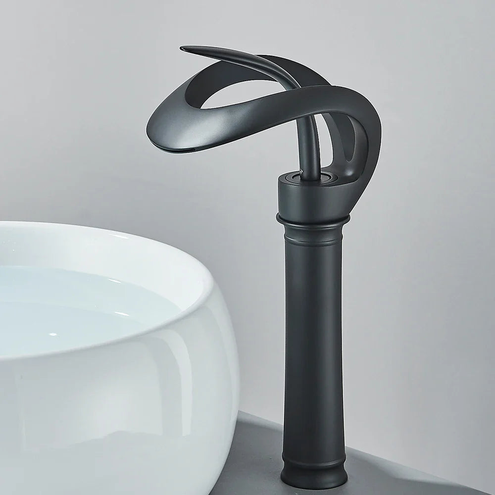 Aurelia Luxe Robinet de Lavabo | Élevez l'élégance et la fonctionnalité de votre salle de bain