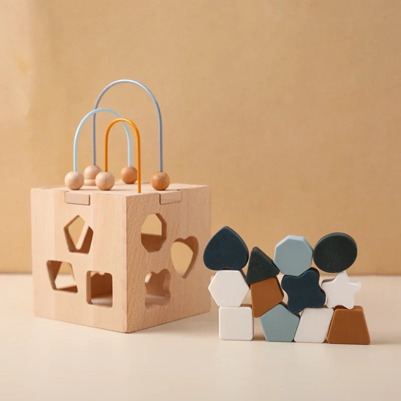 Boîte à jouer en bois éducative – Pour apprendre et s'amuser