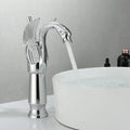 Robinet de lavabo doré à poignée unique Swan