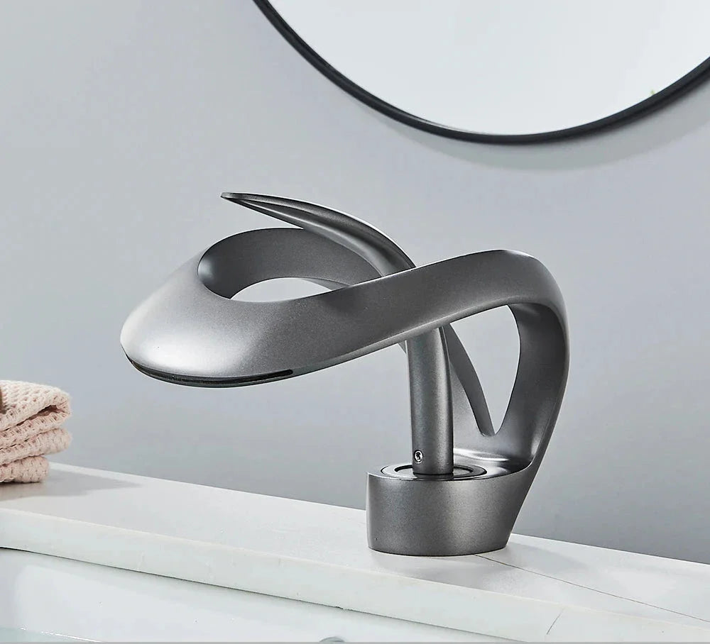 Aurelia Luxe Robinet de Lavabo | Élevez l'élégance et la fonctionnalité de votre salle de bain