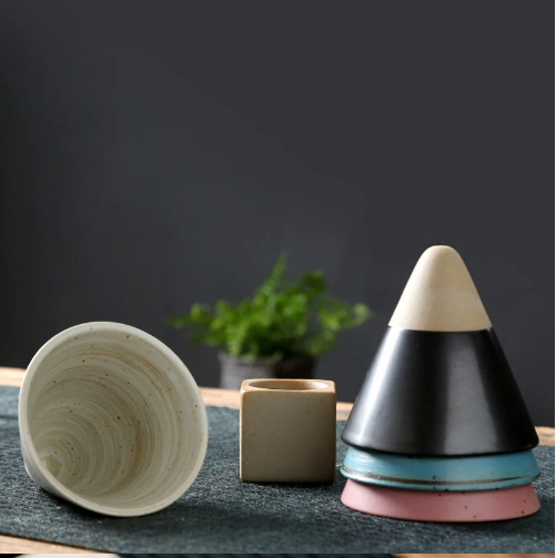 TranquilBrew | Aards ontwerp voor een serene koffie-ervaring