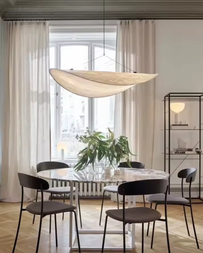 Style Japandi | Lampe de Plafond en Soie | Suspension Élégante | Éclairage Doux | Tissus Luxueux | Décorations Modernes et Traditionnelles | Durable et Écologique | Dimensions : 40/60/80/100 cm | LED Inclus