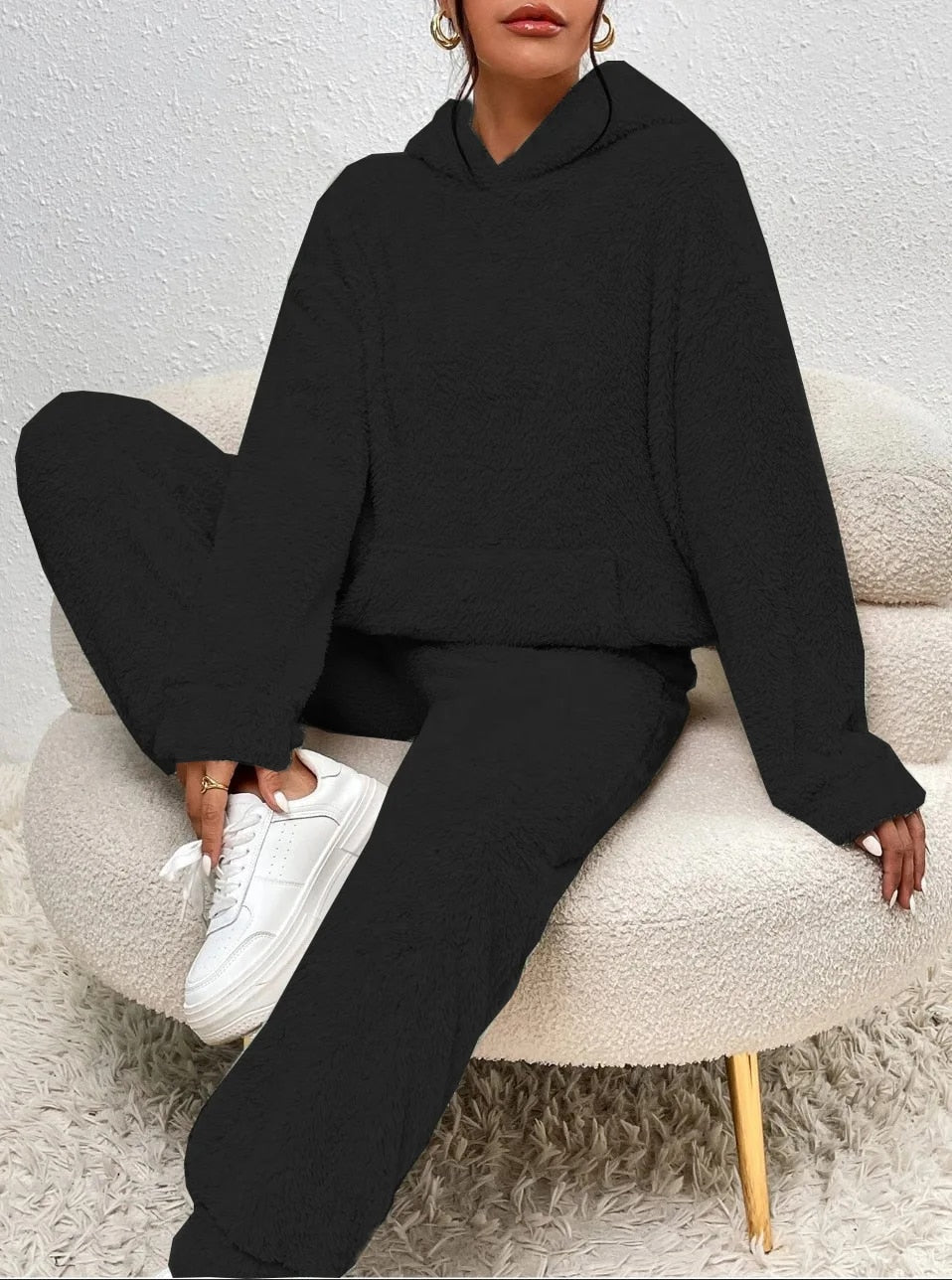 LuxeCuddle Ultra-Confortable Pyjama en Teddy avec Capuche | Offrez-vous un confort et un style inégalés pour la détente à la maison