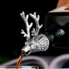 Verseur de vin en forme de tête de cerf - Élégant et Fonctionnel
