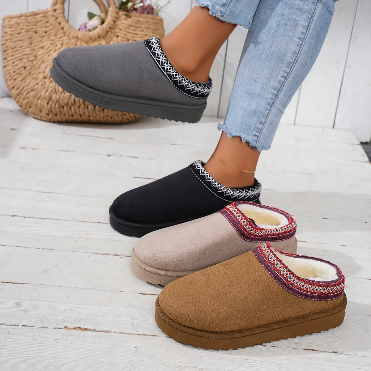 Bottes d'Hiver en Cachemire Luxe pour Femmes | Ultra-chaudes, chaussons à semelle épaisse pour un confort douillet