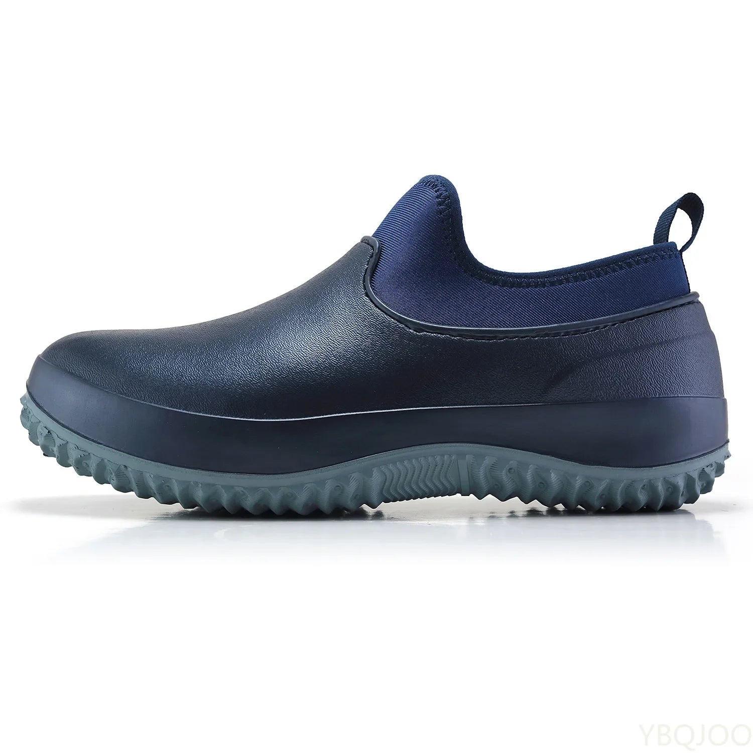 AquaElegance Bottes de Pluie Courtes pour Hommes | Chaussures en Caoutchouc Imperméables, Antidérapantes et Confortables, Idéales pour les Chefs et les Activités en Plein Air par Temps Pluvieux.