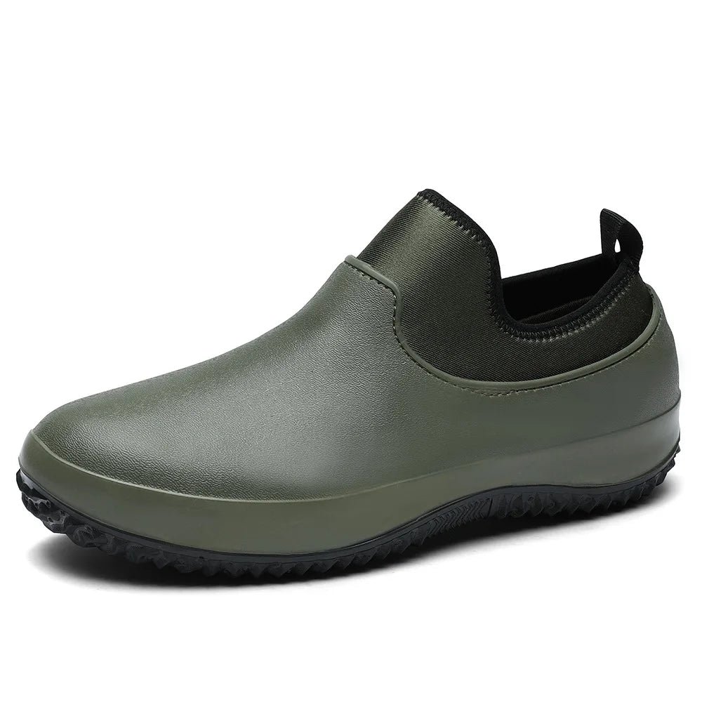 AquaElegance Bottes de Pluie Courtes pour Hommes | Chaussures en Caoutchouc Imperméables, Antidérapantes et Confortables, Idéales pour les Chefs et les Activités en Plein Air par Temps Pluvieux.