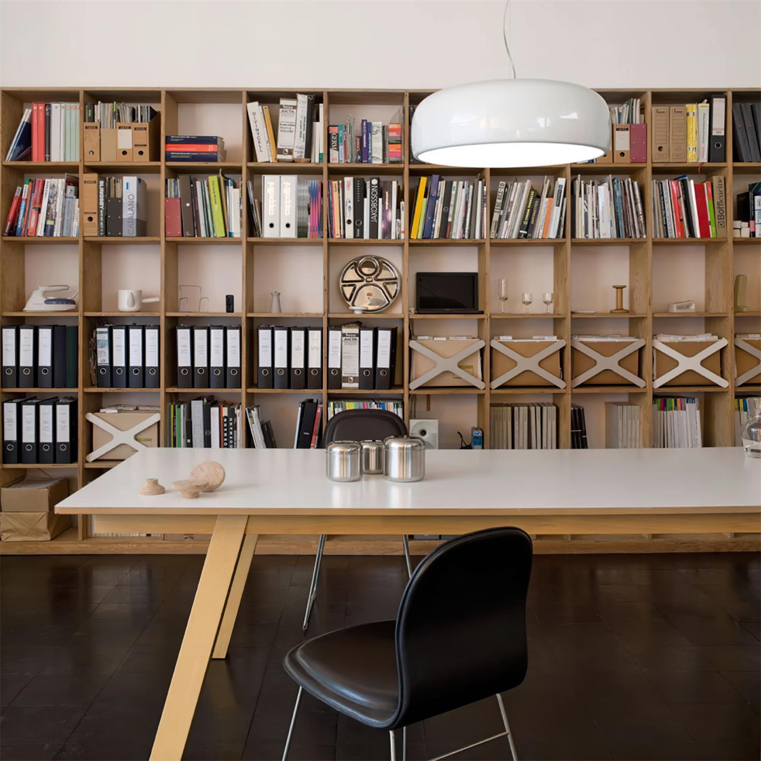 Suspension Smithfield – Lampe de Plafond Moderne en Aluminium Disponible en Plusieurs Couleurs