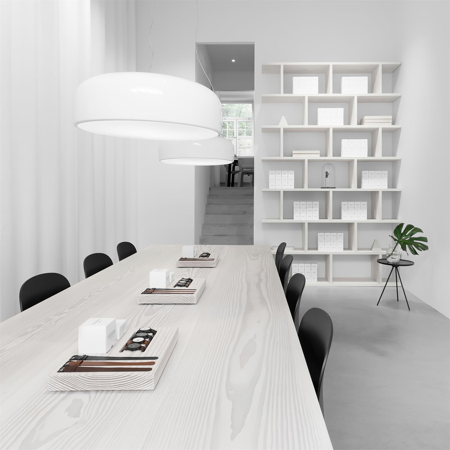 Suspension Smithfield – Lampe de Plafond Moderne en Aluminium Disponible en Plusieurs Couleurs