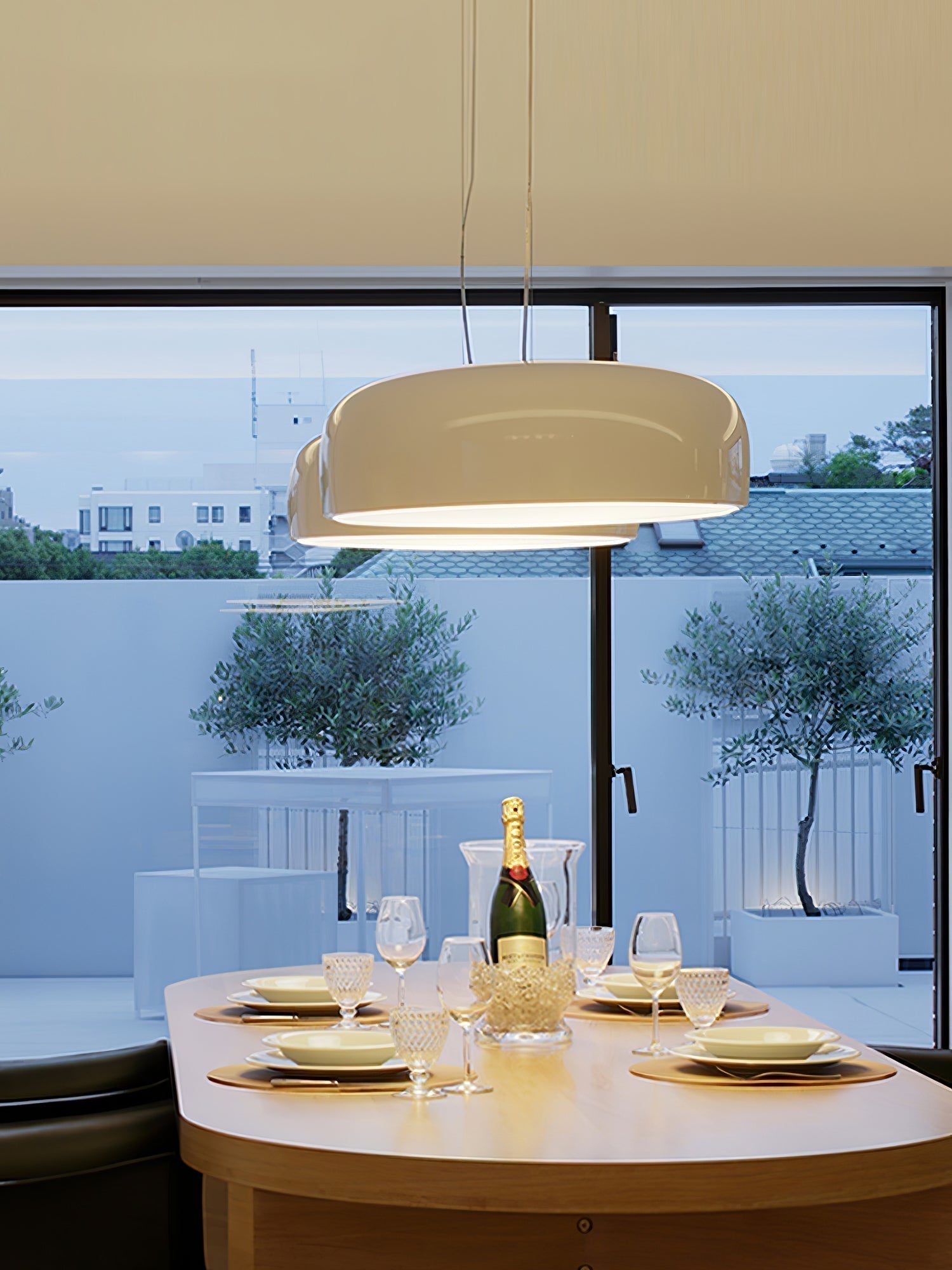 Suspension Smithfield – Lampe de Plafond Moderne en Aluminium Disponible en Plusieurs Couleurs