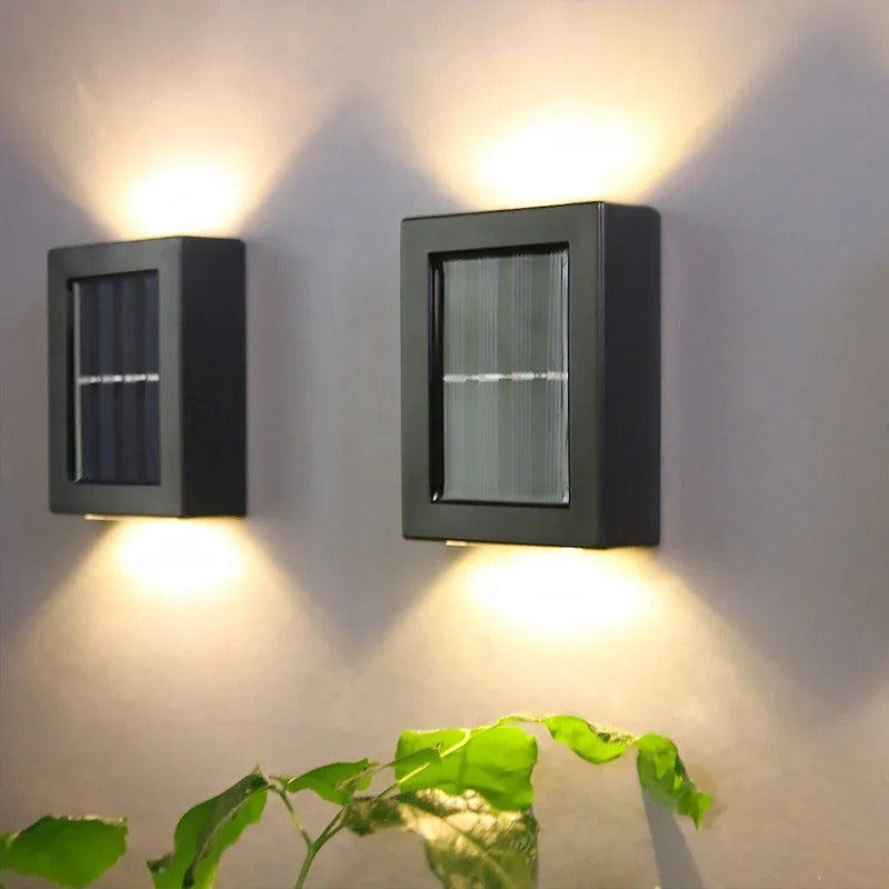 SolarGlow™ Lampes Murales Solaires LED – Sans Fil, Résistantes aux Intempéries & Ambiance Lumineuse pour Espaces Extérieurs