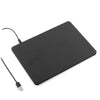 Tapis de souris sans fil intelligent | Travaillez plus efficacement grâce à ce tapis de souris élégant qui recharge vos appareils en même temps.