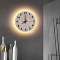 CHRONOS - Design classique avec fonctionnalité intemporelle
