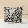 Trousse de Maquillage Chic Léopard – Compacte et Fonctionnelle