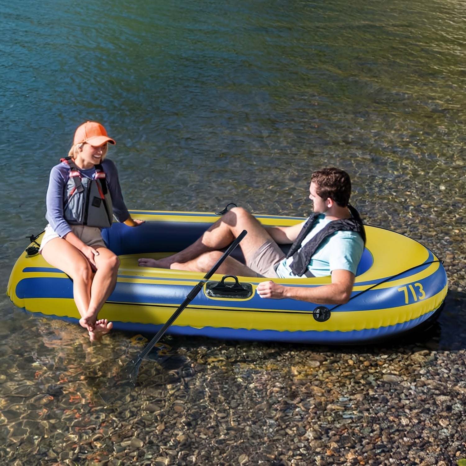 Bateau de Pêche Gonflable – Bateau en PVC Léger pour 2 Personnes avec Pagaies