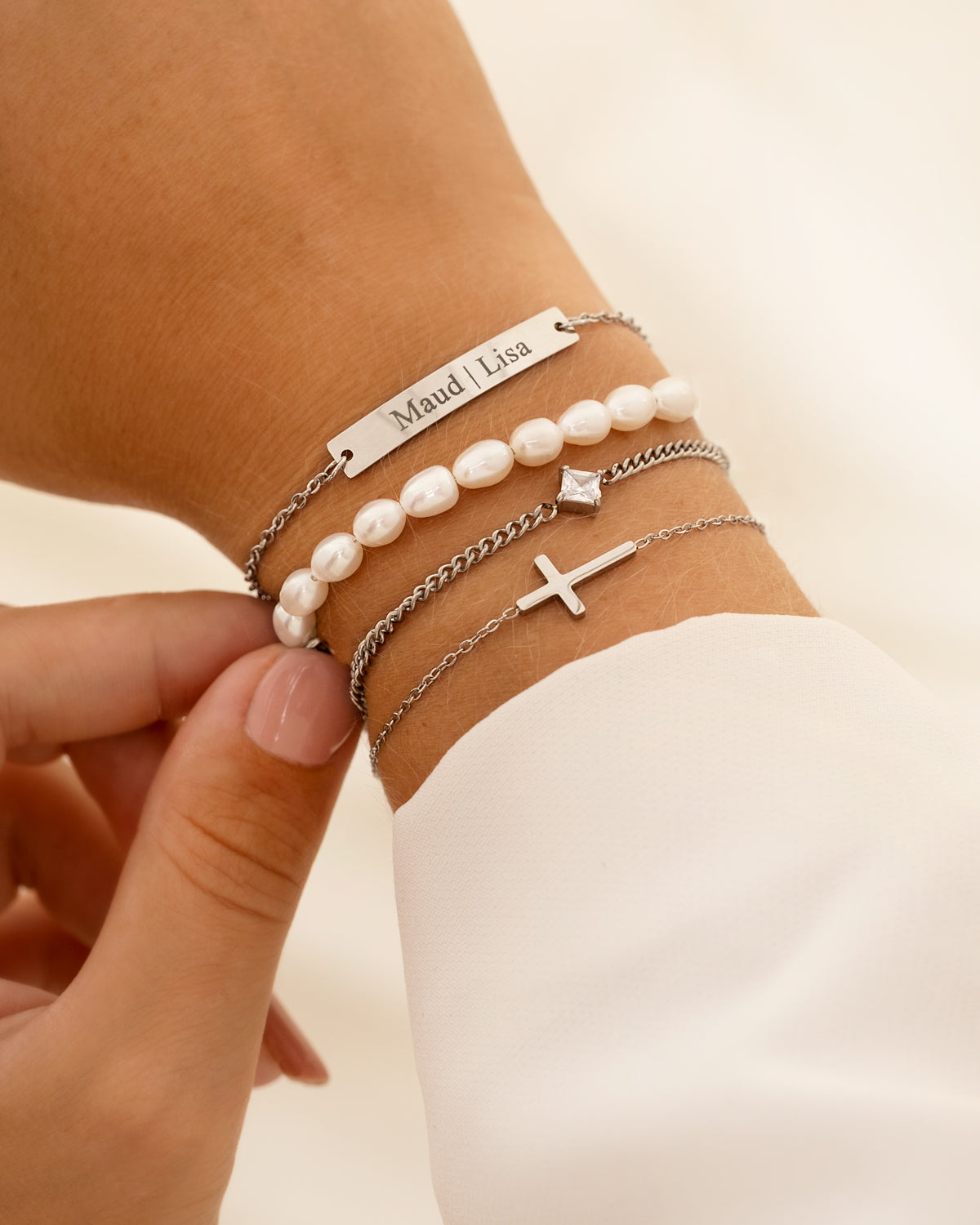 Bracelet croix en or et argent