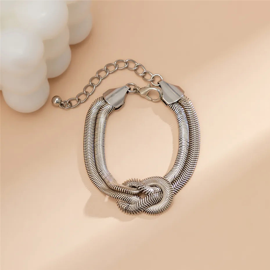 Bracelet en chaîne serpent noué