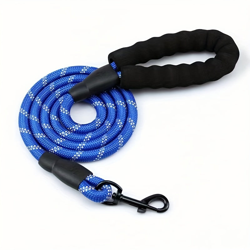 Laisse de Chien Renforcée et Réfléchissante avec Poignée Rembourrée – Durable et Sûre pour Chiens Puissants