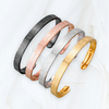 Bracelet Ayatul Kursi | Acier inoxydable de haute qualité avec finition en or, or rose ou argent | Design protecteur et détaillé | Convient aux peaux sensibles | Étanche et hypoallergénique | Emballage cadeau inclus