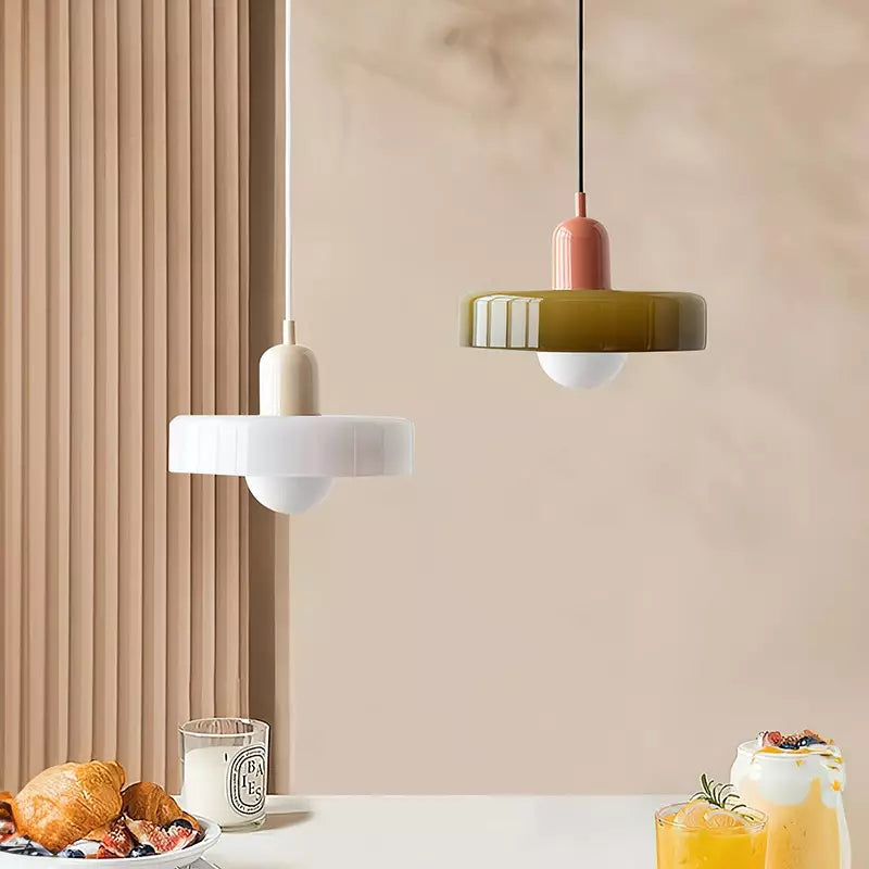 Suspension colorée au style Bauhaus - StiloGlas