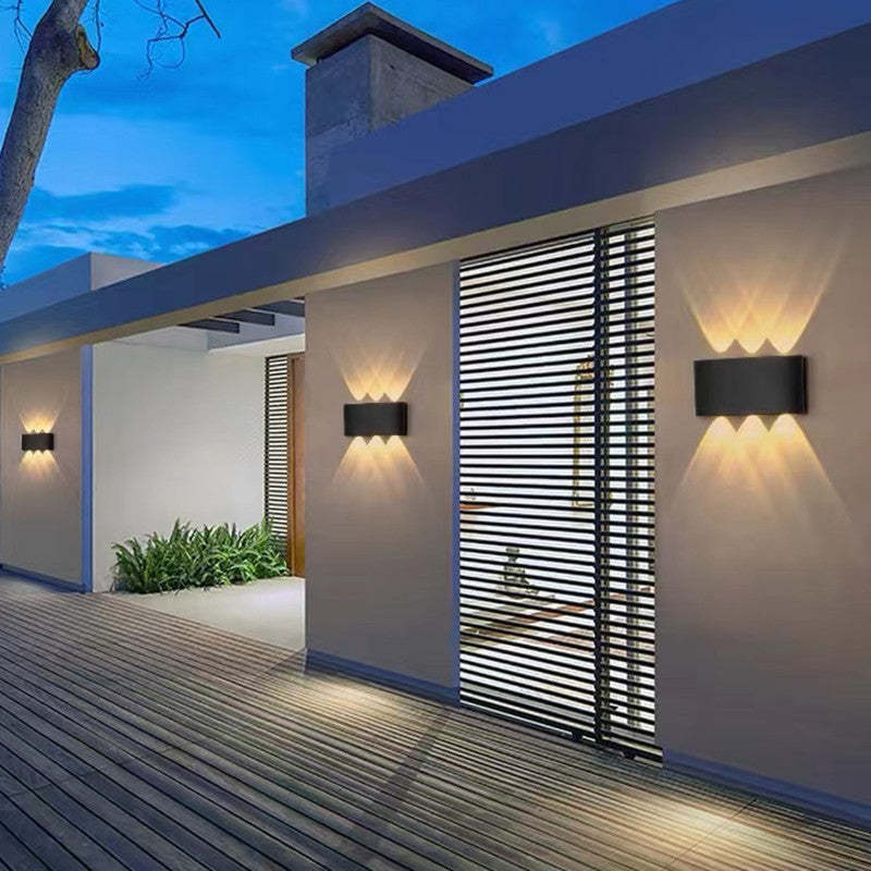 Applique Murale LED Moderne – Luminaire Élégant pour Espaces Contemporains