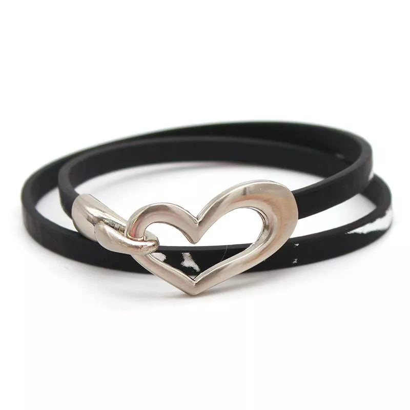 Bracelet en cuir simple en forme de cœur