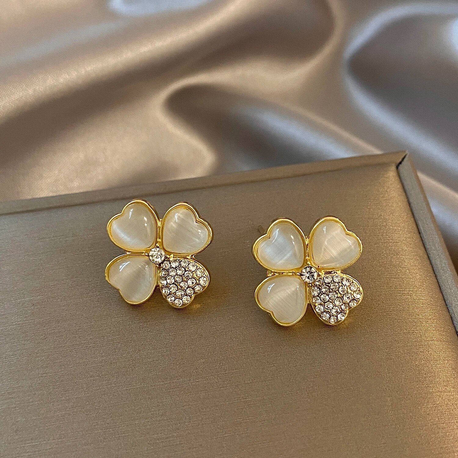 Boucles d'oreilles en trèfle à quatre feuilles