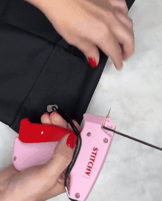 Stitch Pro | Mini Machine à Coudre Compacte - Portable et Efficace