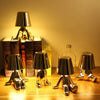 LuxeLoom Lampe de table Thinking Man Little Golden Man | Veilleuse rechargeable & Ornement décoratif d'inspiration italienne pour la décoration de la chambre à coucher