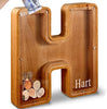 Tirelire TreasureNest | Tirelire en bois personnalisée avec des motifs de lettres de l'alphabet
