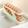 Support à œufs automatique pour une fraîcheur parfaite – EggRolle