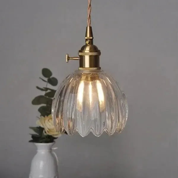Suspension Élégante en Verre en Forme de Fleur - Lumière Ambiante