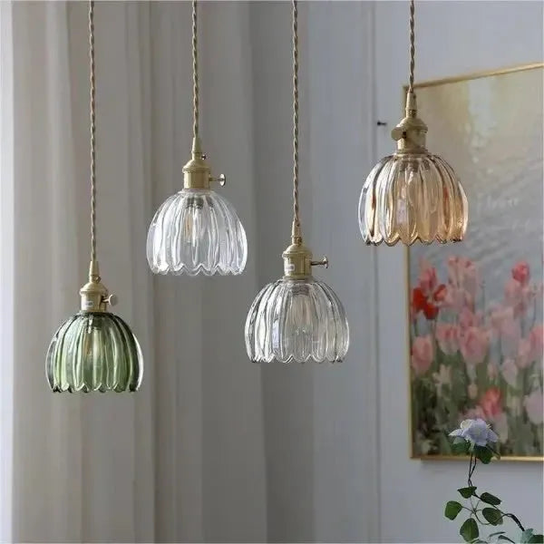 Suspension Élégante en Verre en Forme de Fleur - Lumière Ambiante