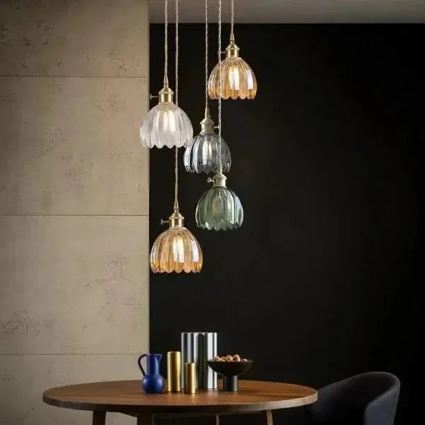 Suspension Élégante en Verre en Forme de Fleur - Lumière Ambiante