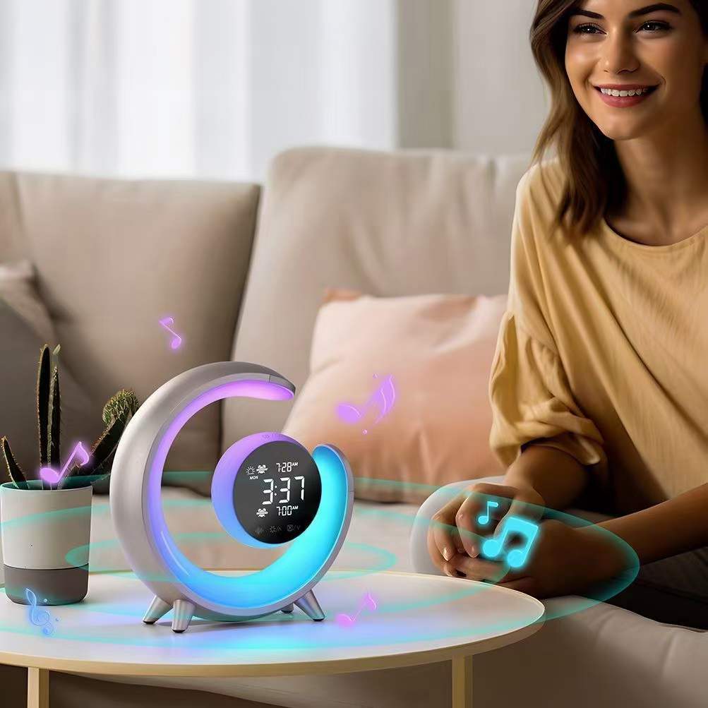 Lampe de Nuit Multifonctionnelle avec RGB & Fonction Réveil – Lumivo