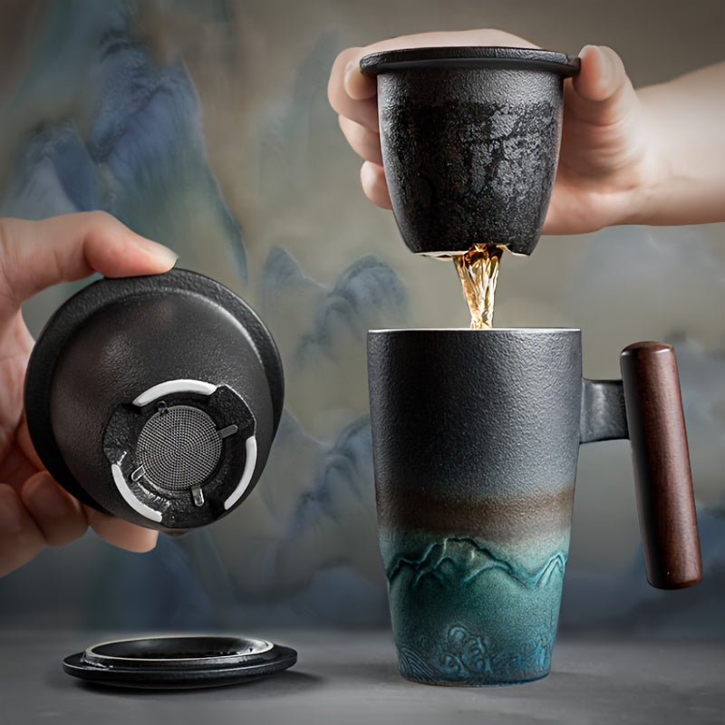 Tasse à Thé en Céramique Artisanale avec Filtre – Design Authentique et Utilisation Pratique