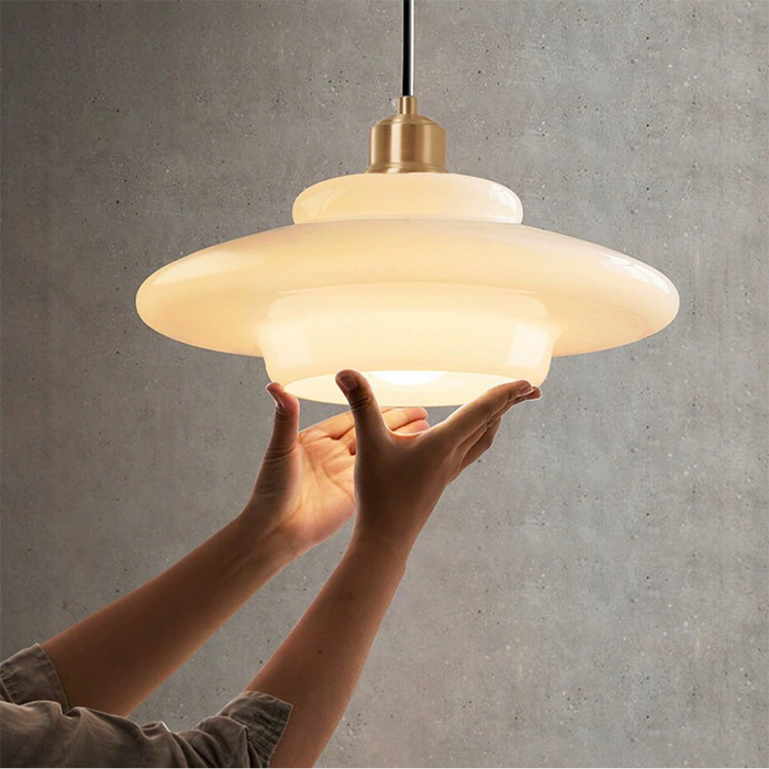 Suspension en Verre Blanc Laiton | Design Mid-Century Moderne | Variétés de Diamètre | Longueur de Suspension Réglable | Verre et Laiton | Convient pour 110V-120V | Élément Élégant pour Intérieur