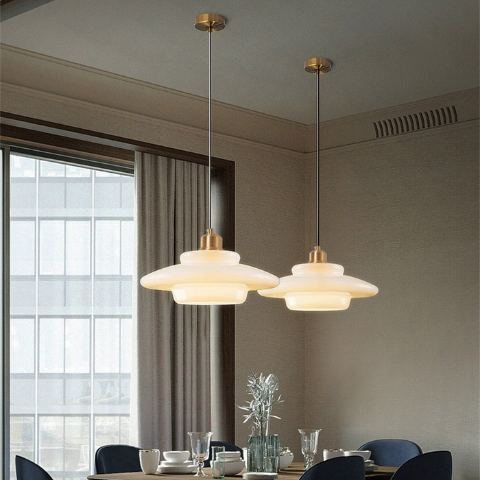 Suspension en Verre Blanc Laiton | Design Mid-Century Moderne | Variétés de Diamètre | Longueur de Suspension Réglable | Verre et Laiton | Convient pour 110V-120V | Élément Élégant pour Intérieur