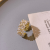 Bague ajustable en perles jolie