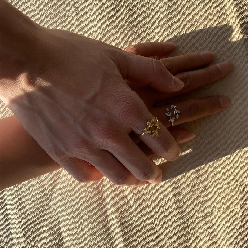Bague en forme de feuille créative
