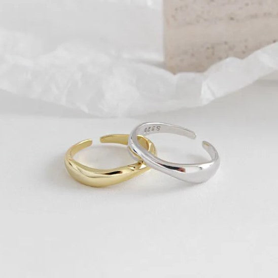 Bague ondulée simple en argent