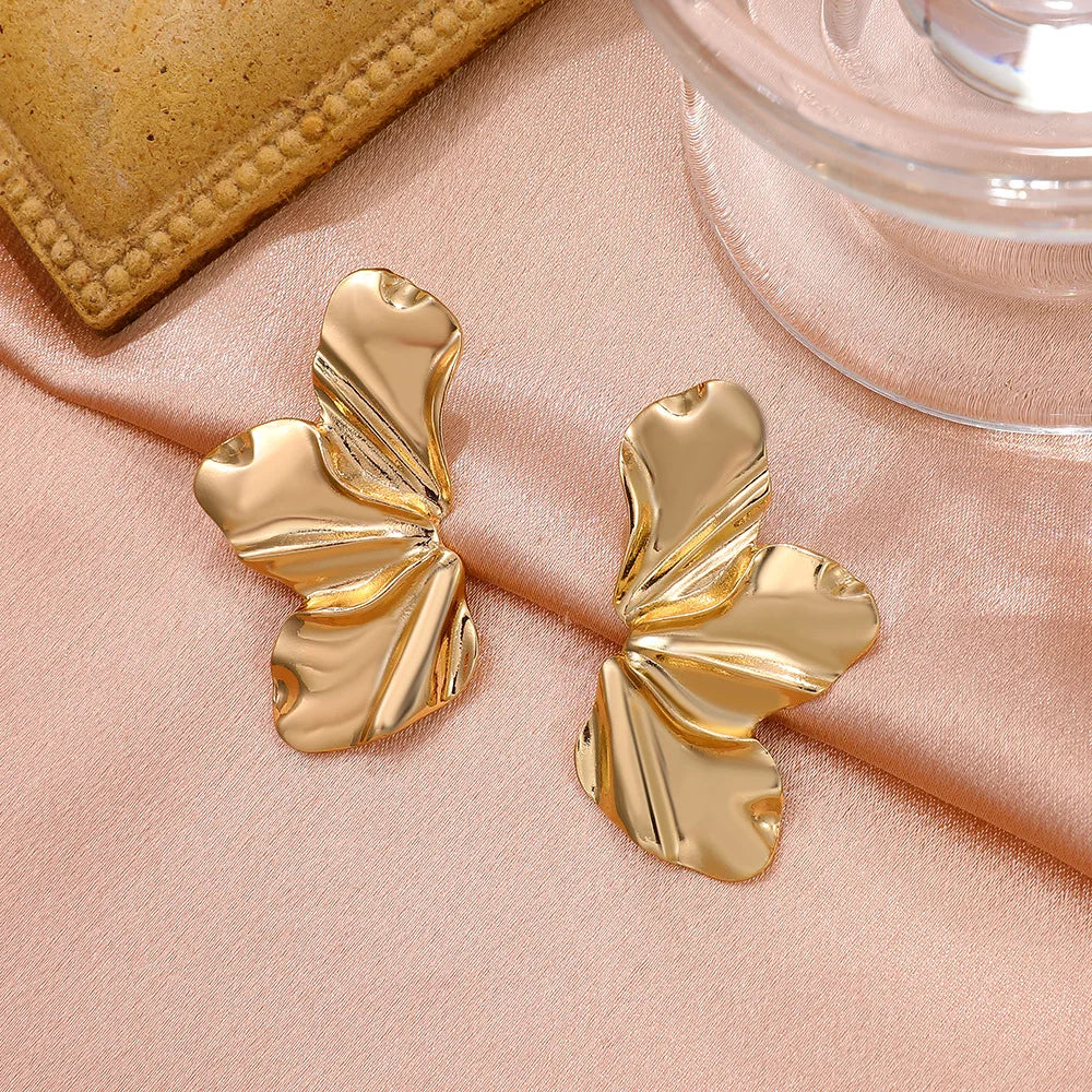 Boucles d'oreilles en pétales dorés