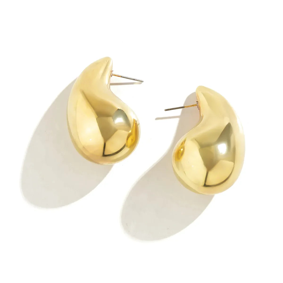 Boucles d'oreilles gouttes dorées