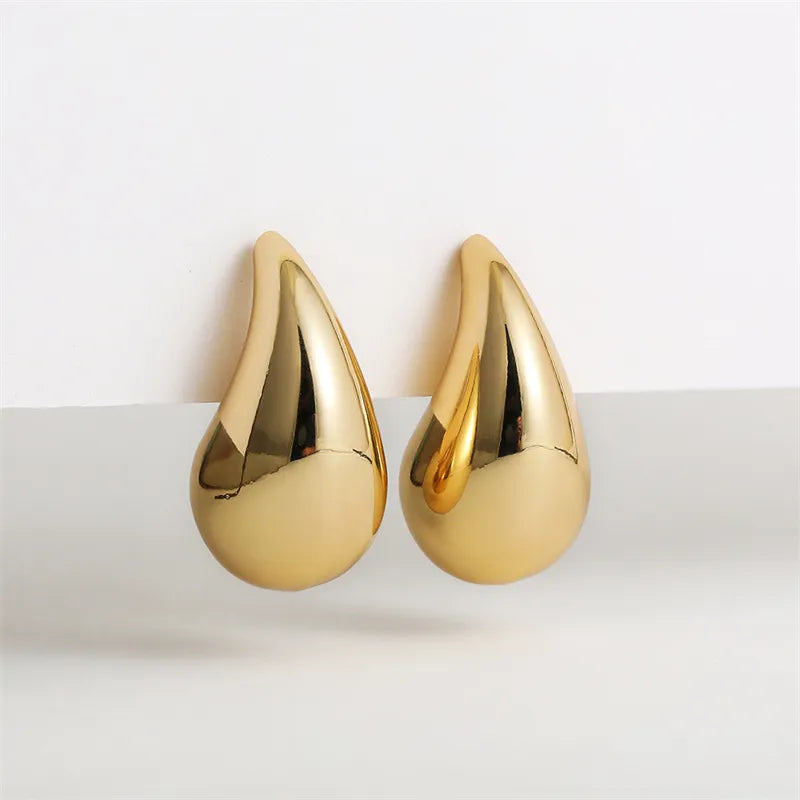 Boucles d'oreilles gouttes dorées