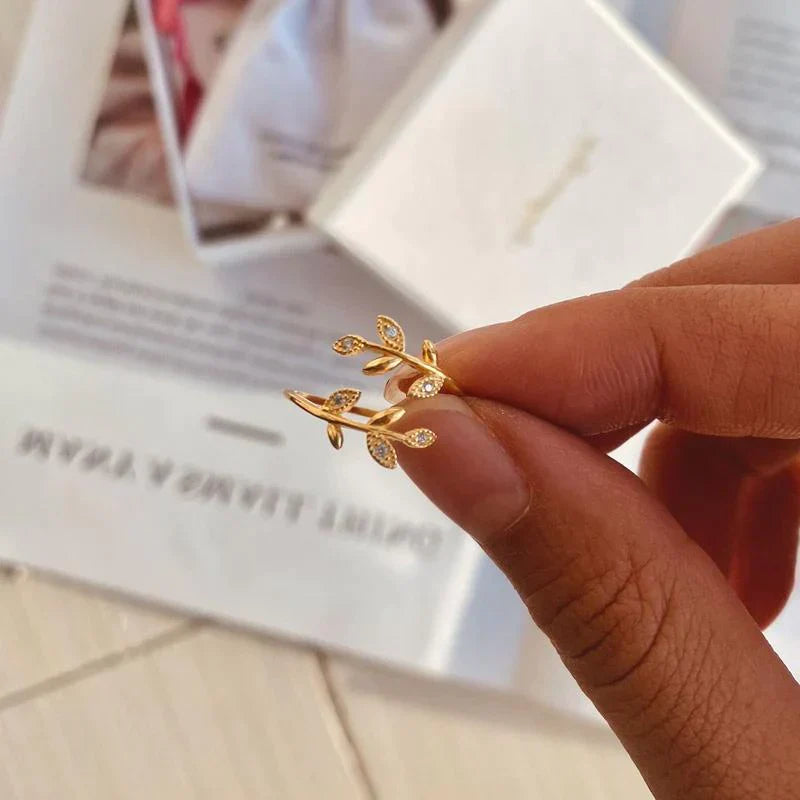Bague en forme de feuille créative